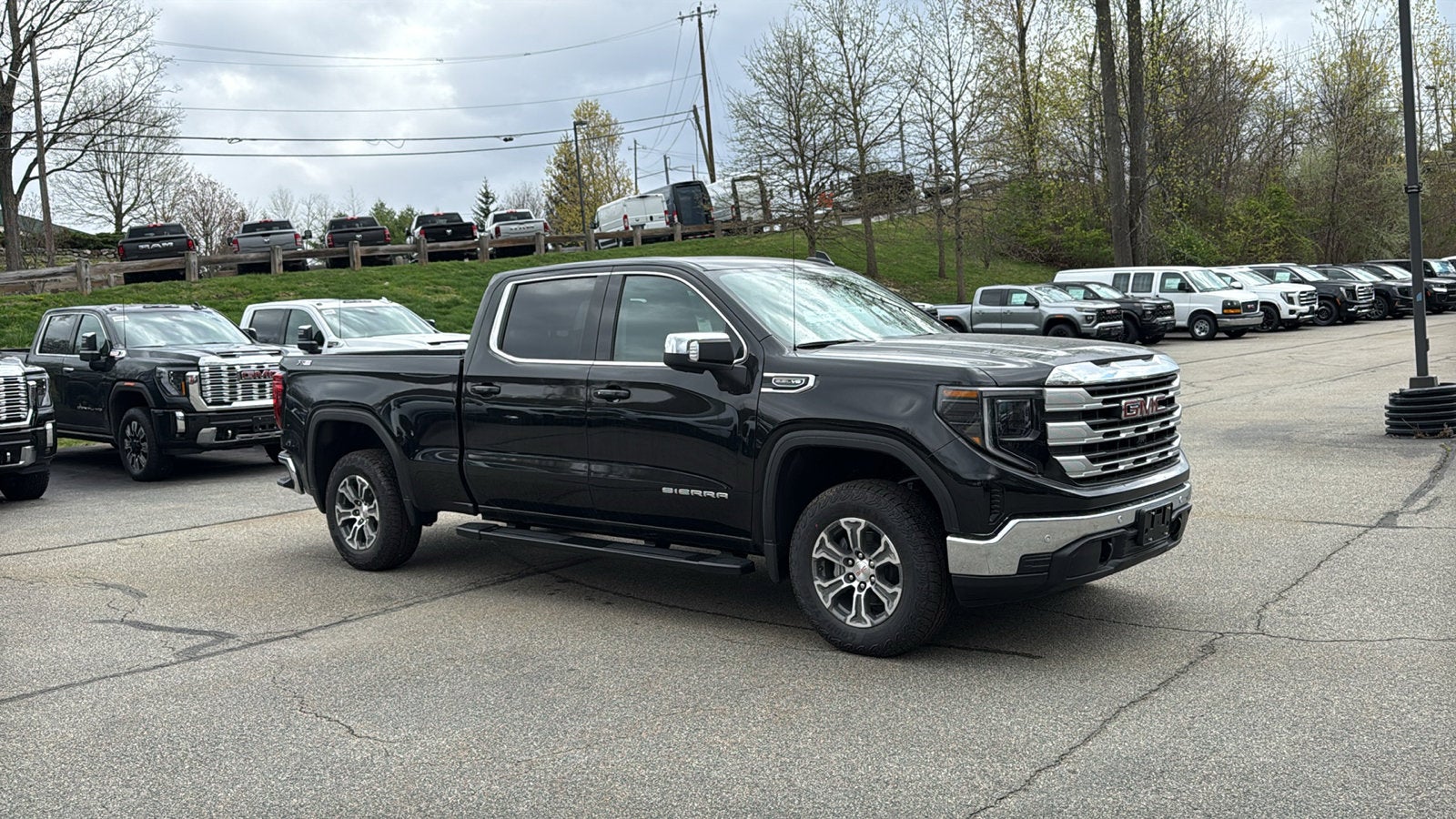 2026 GMC Sierra 1500 SLE
