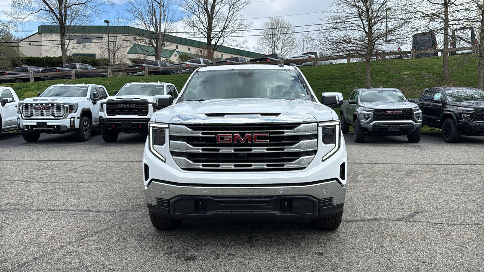 2026 GMC Sierra 1500 SLE