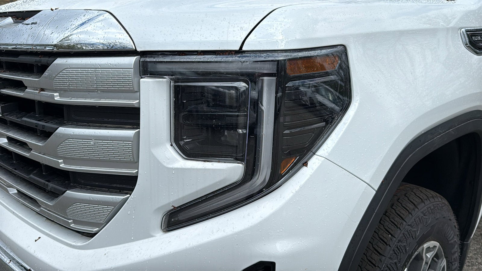 2026 GMC Sierra 1500 SLE