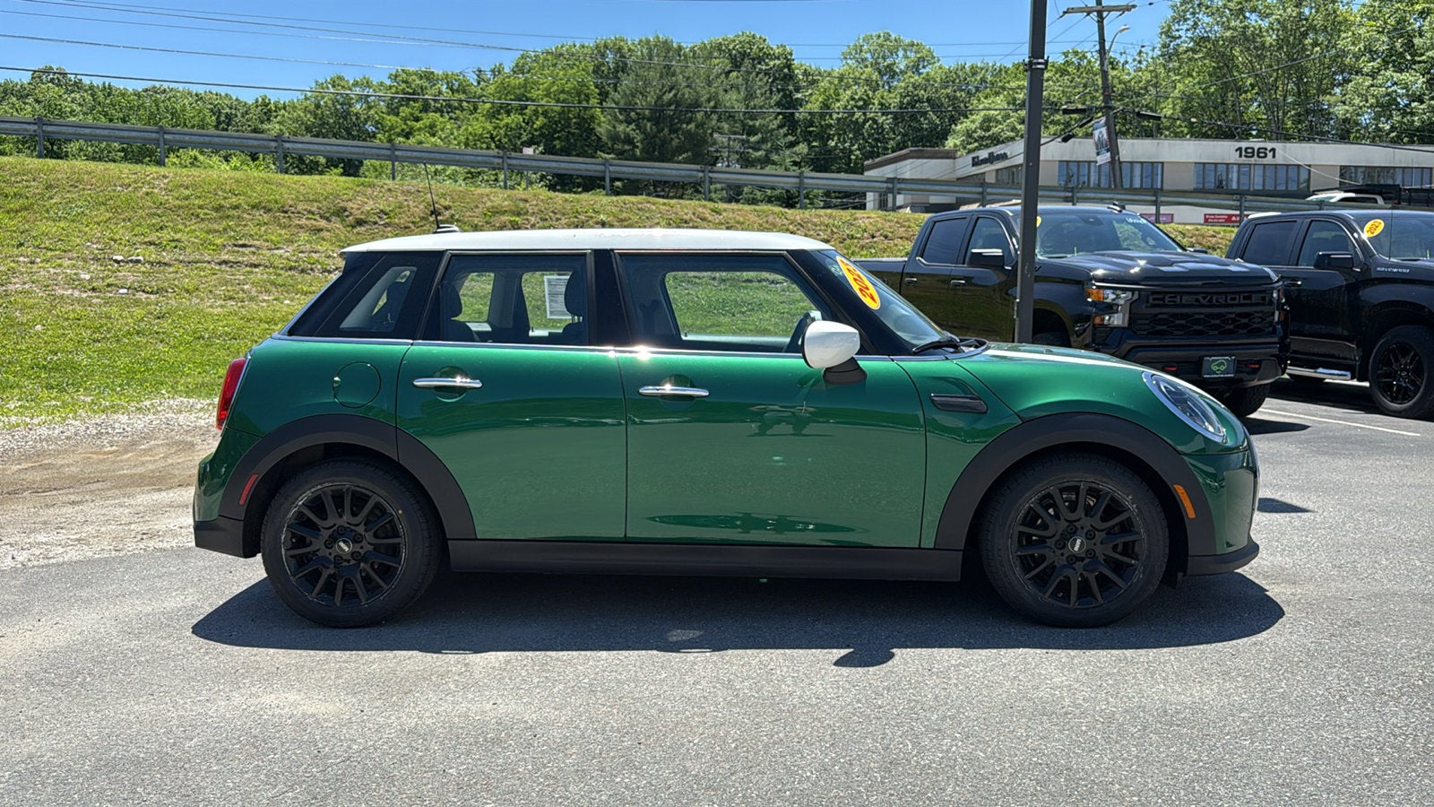 2023 MINI Hardtop Cooper