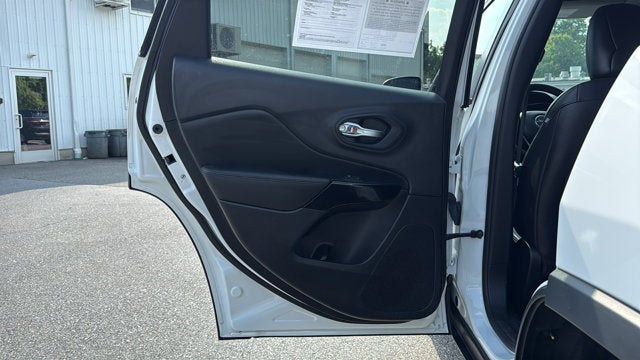 2021 Jeep Cherokee Altitude