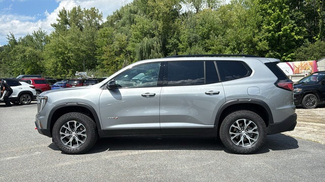 2026 GMC Acadia AWD AT4