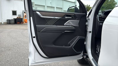 2024 GMC Acadia AWD Denali