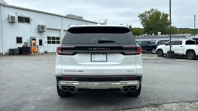 2024 GMC Acadia AWD Denali