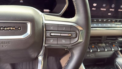 2023 GMC Canyon 4WD Denali