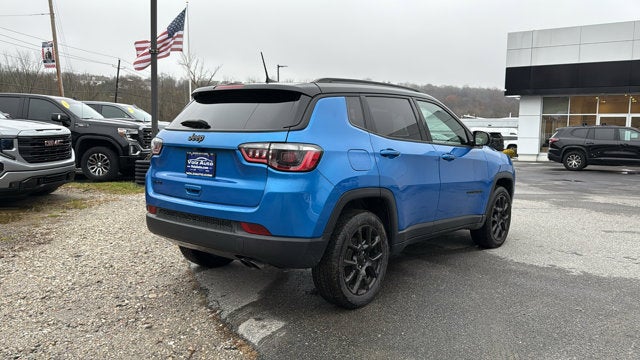 2022 Jeep Compass Altitude