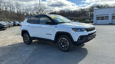 2024 Jeep Compass Trailhawk