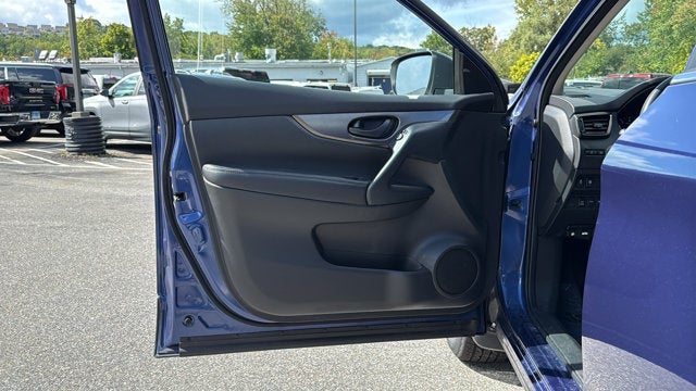 2022 Nissan Rogue Sport S