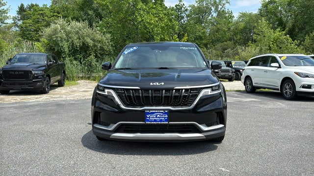 2024 Kia Carnival LX