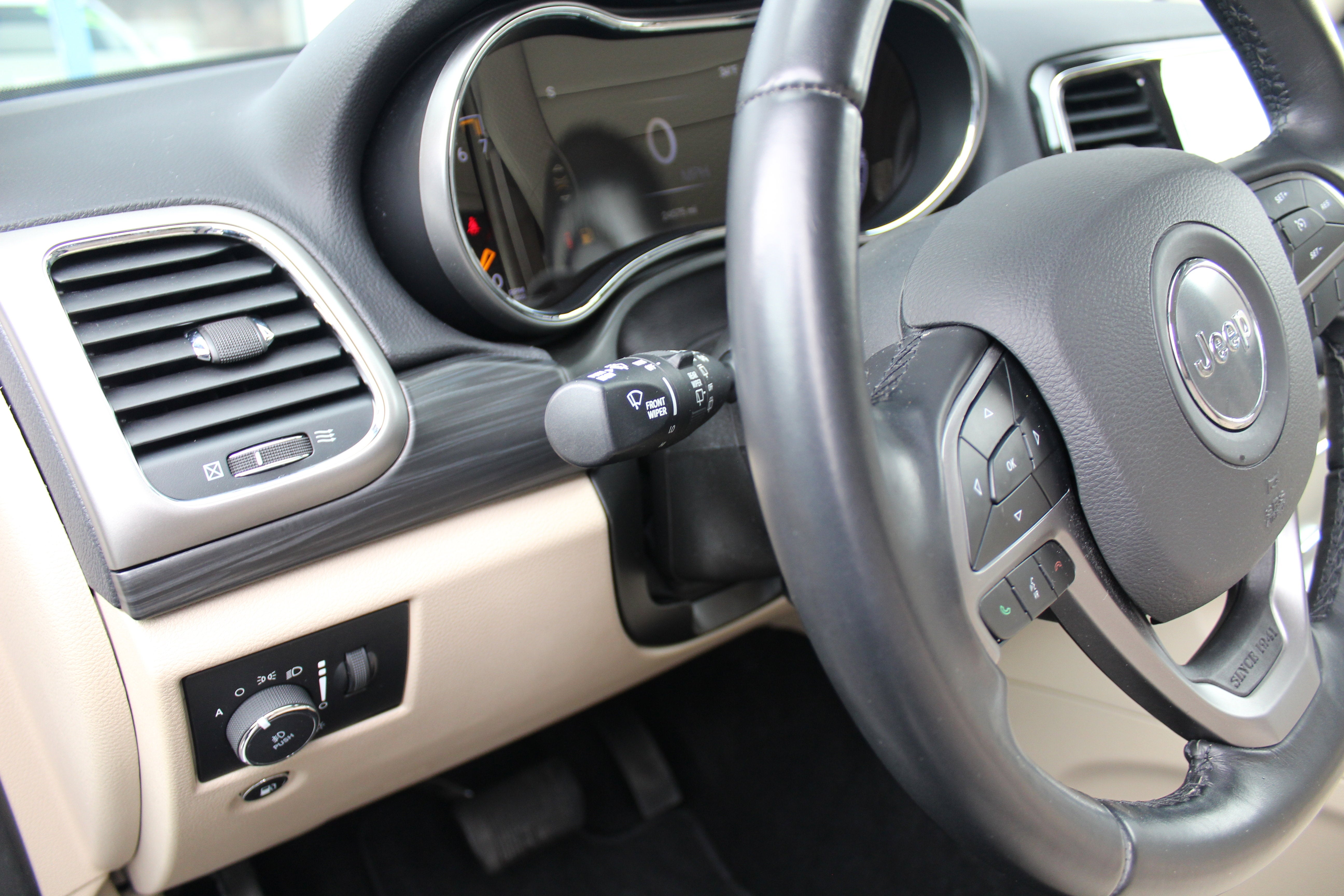 2022 Jeep Grand Cherokee WK Laredo E