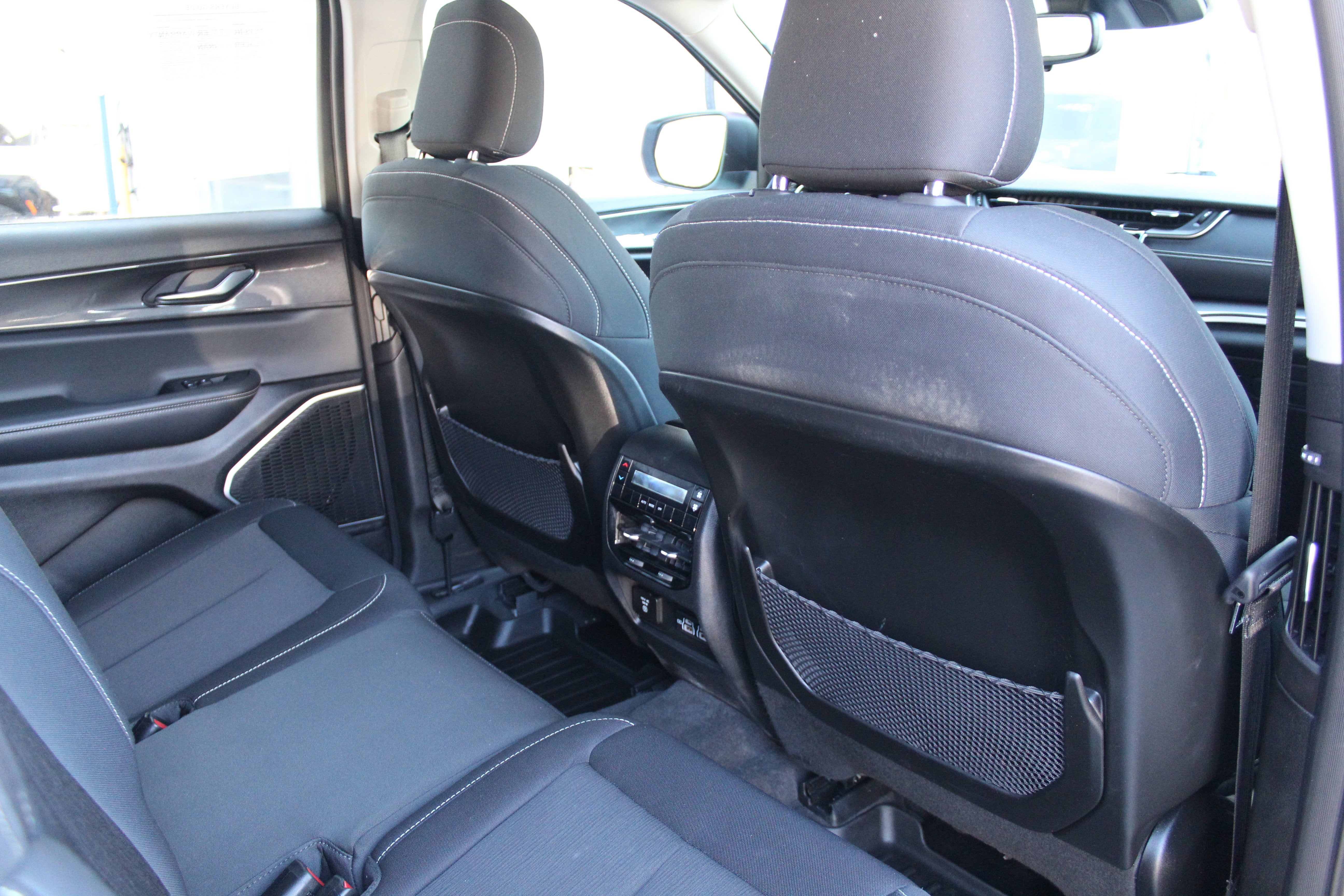 2021 Jeep Grand Cherokee L Laredo