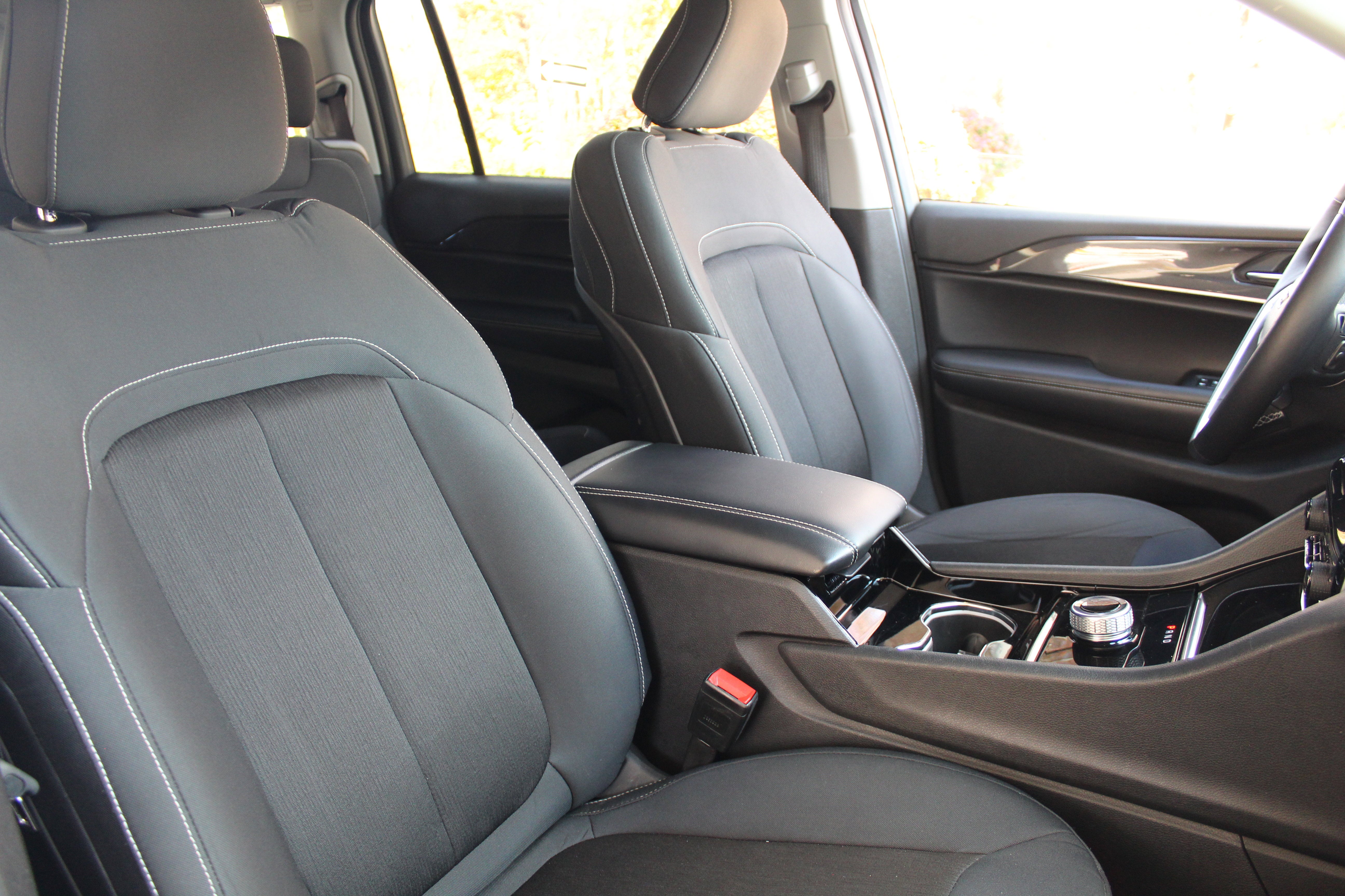 2022 Jeep Grand Cherokee L Laredo