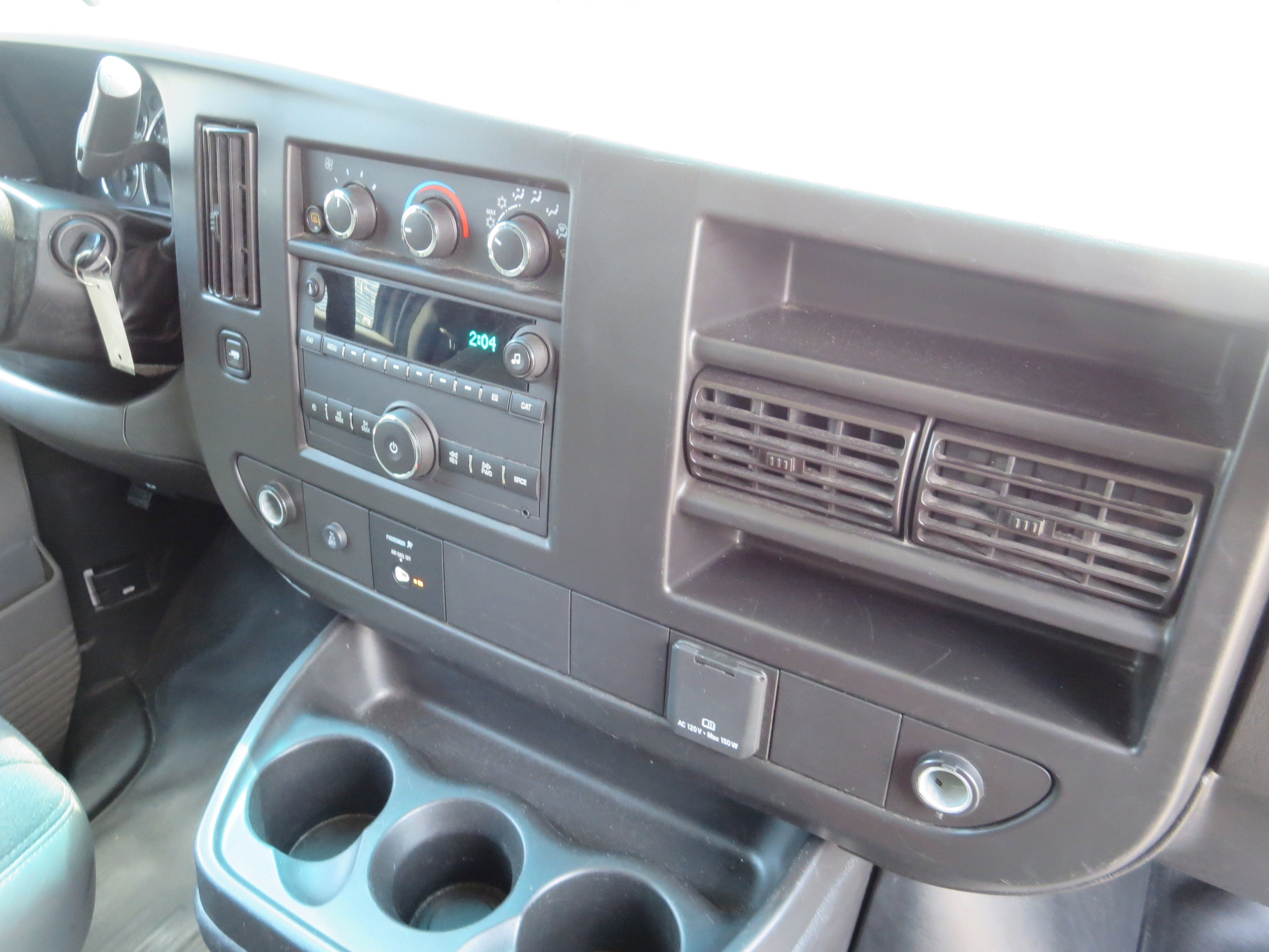 2023 GMC Savana Cargo Van 2500