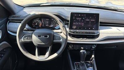 2023 Jeep Compass Latitude Lux