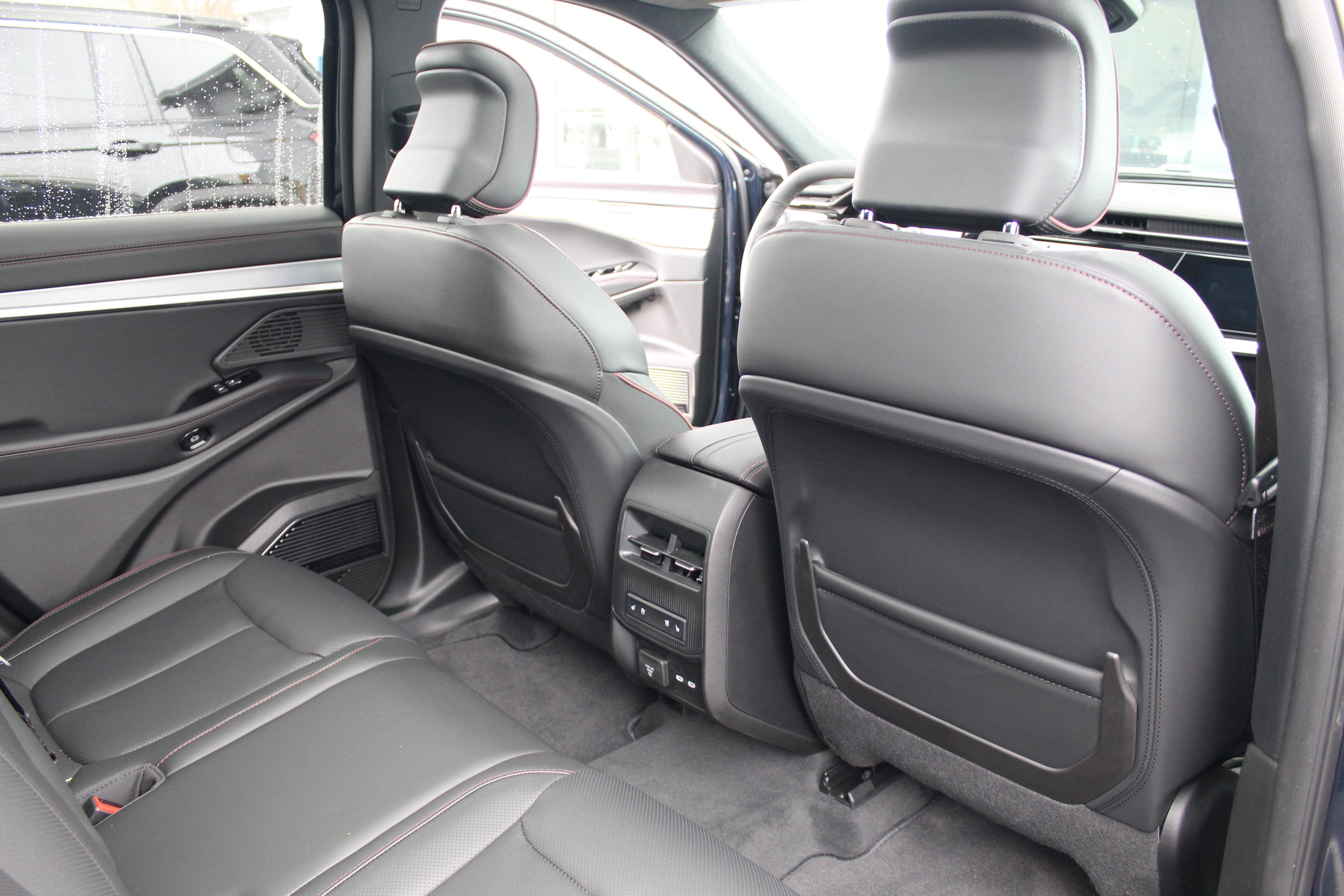 2024 Jeep Wagoneer S Launch Edition