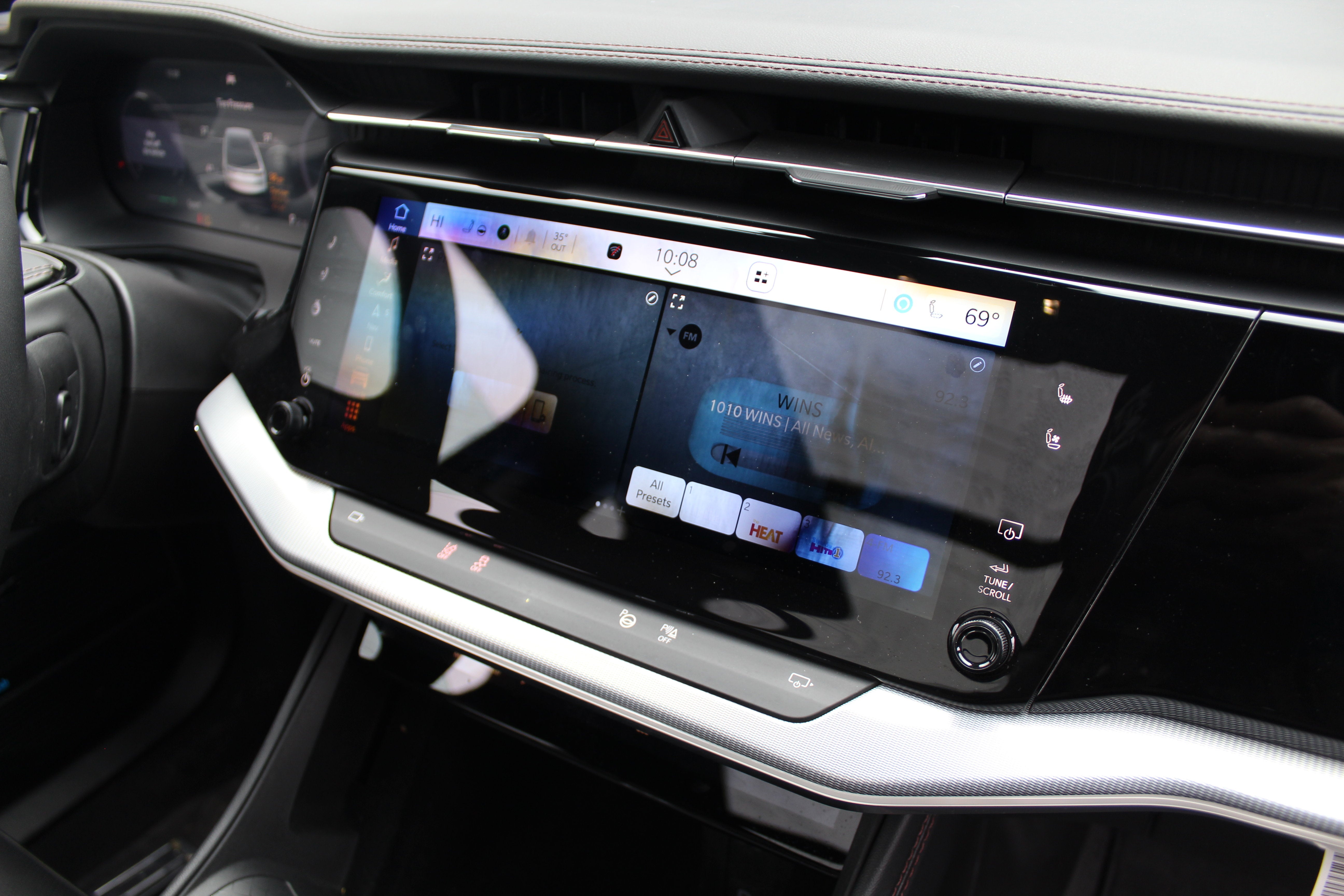 2024 Jeep Wagoneer S Launch Edition