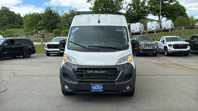 2026 RAM ProMaster Cargo Van Tradesman
