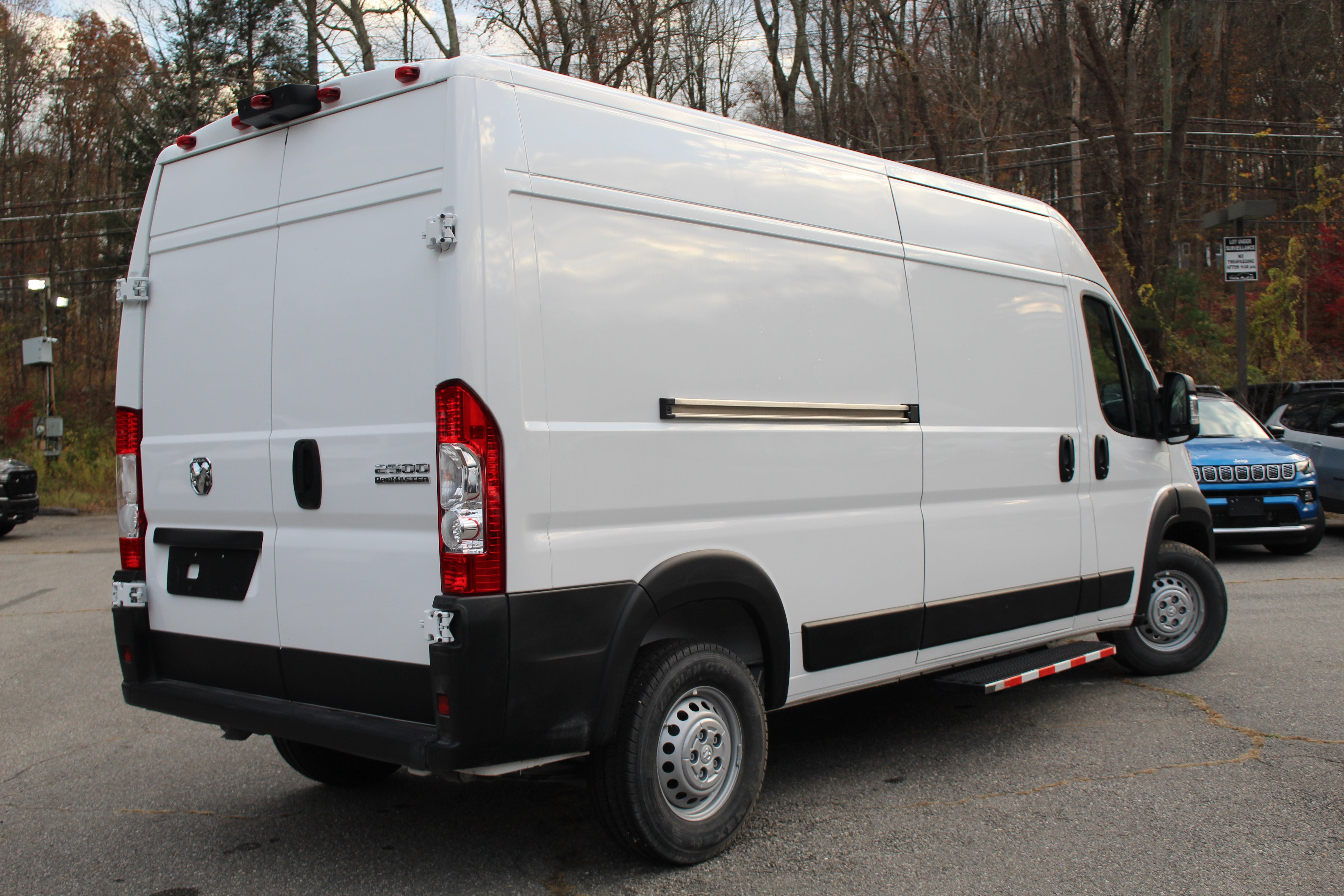 2025 RAM ProMaster Cargo Van Tradesman