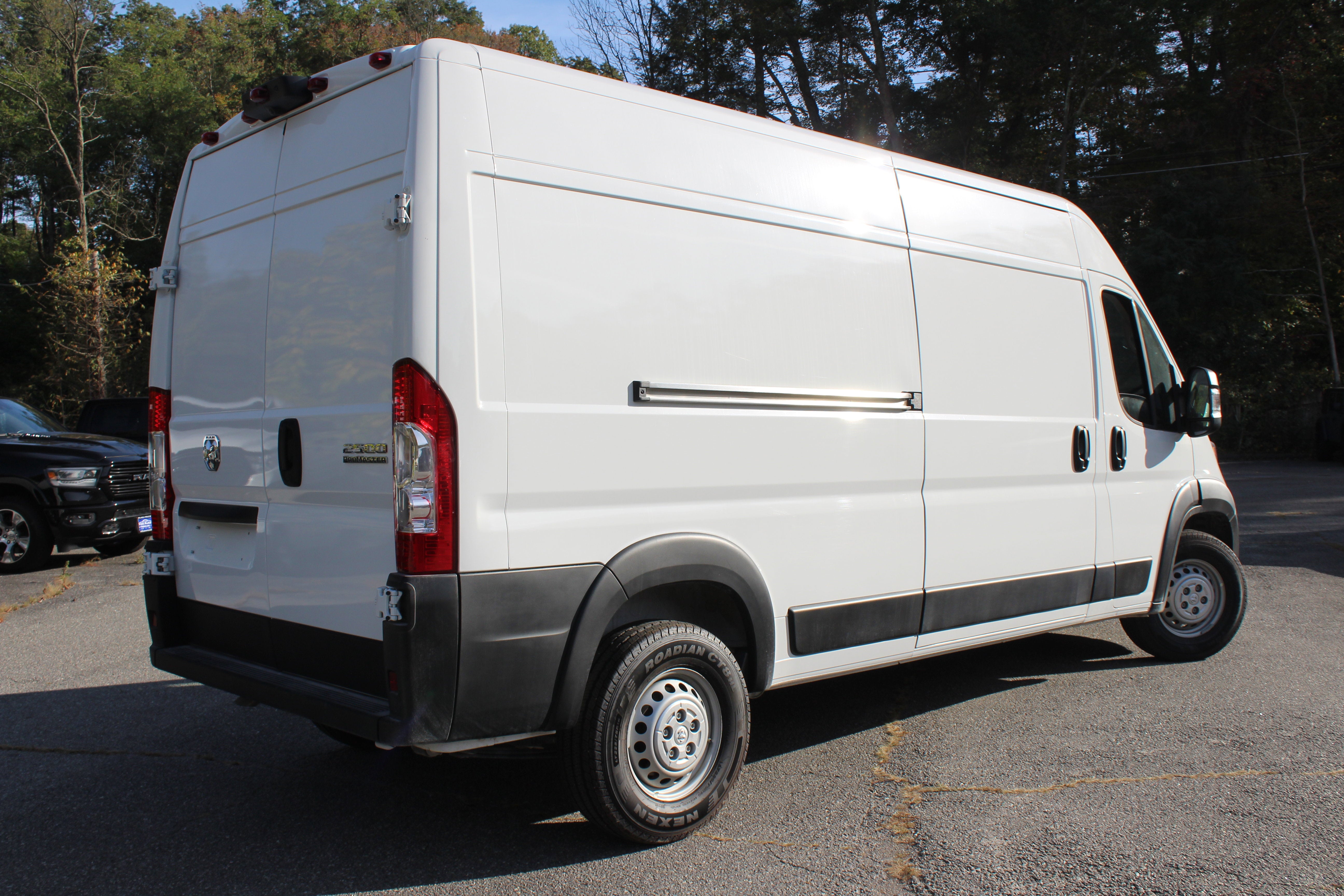 2025 RAM ProMaster Cargo Van Tradesman