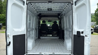 2026 RAM ProMaster Cargo Van Tradesman