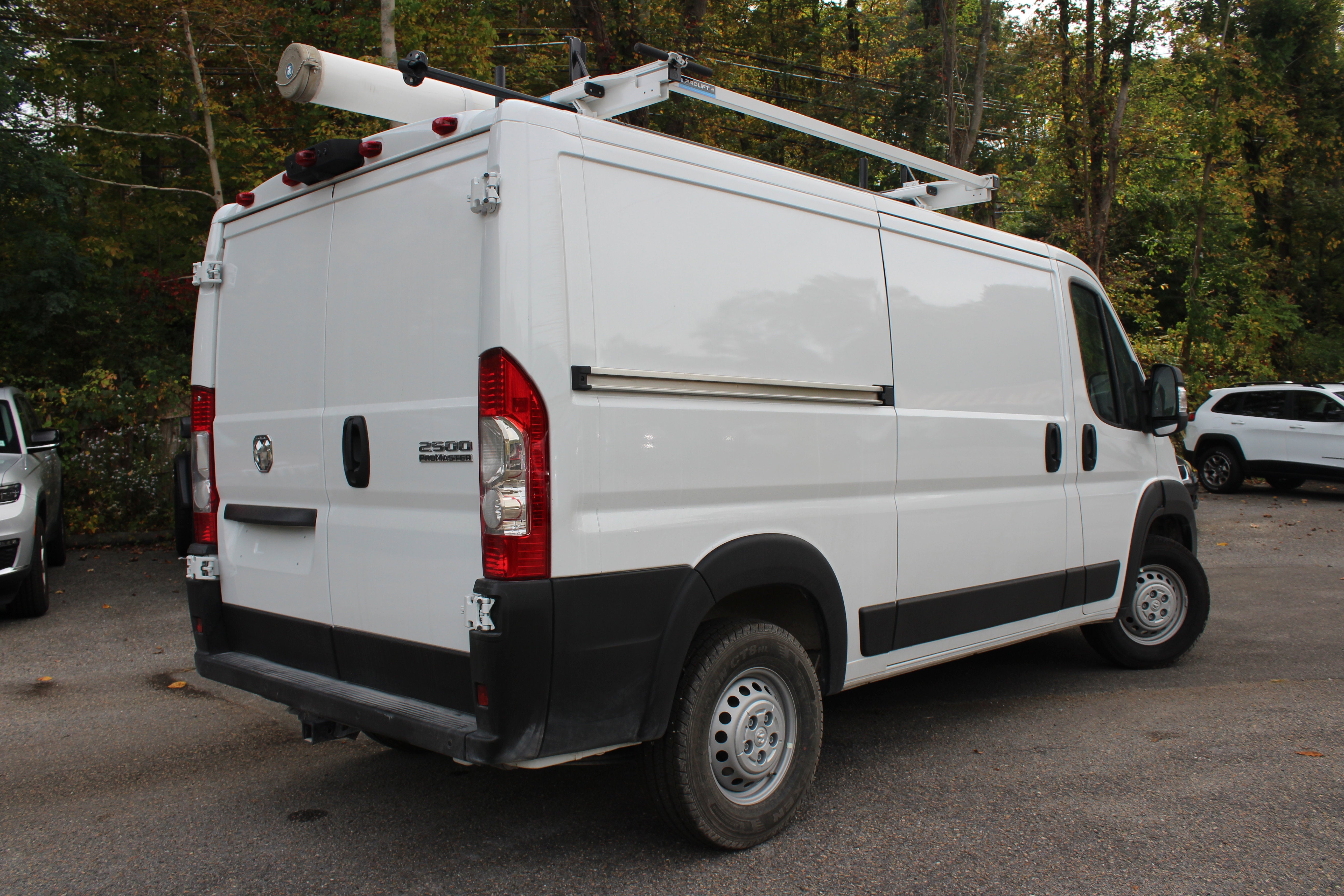 2025 RAM ProMaster Cargo Van Tradesman