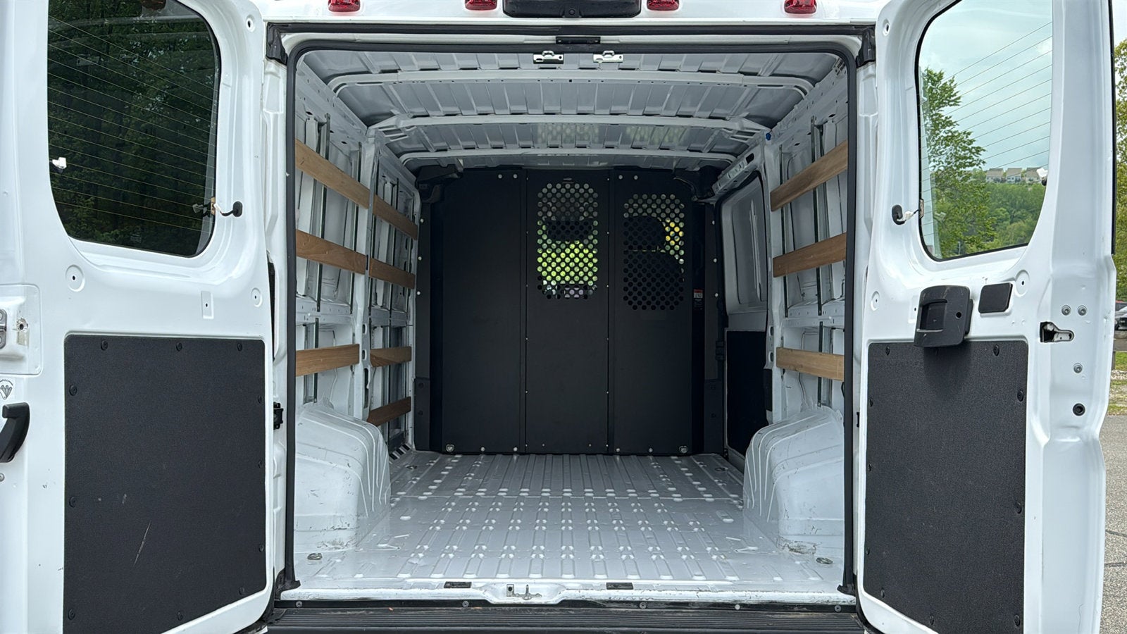 2025 RAM ProMaster Cargo Van Tradesman