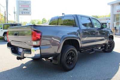 2022 Toyota Tacoma 4WD SR V6