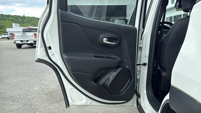 2022 Jeep Renegade Trailhawk