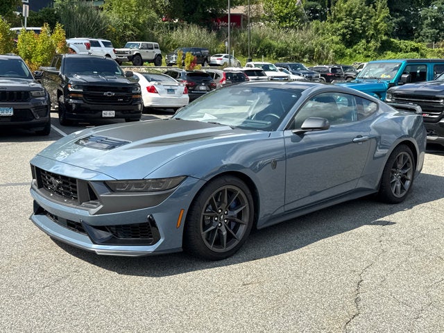 2025 Ford Mustang Dark Horse