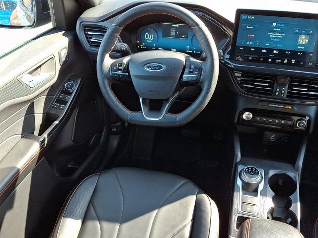 2025 Ford Escape ST-Line Elite