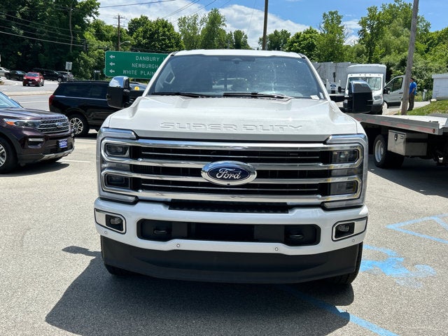 2025 Ford Super Duty F-350 SRW Platinum