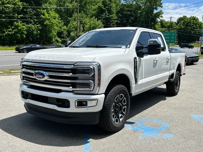 2025 Ford Super Duty F-350 SRW Platinum