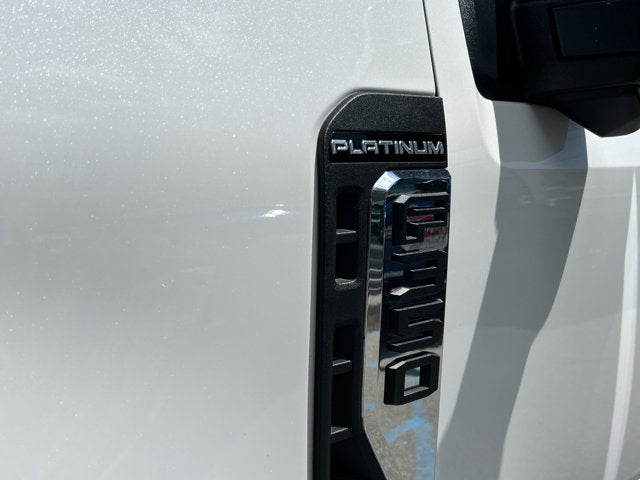 2025 Ford Super Duty F-350 SRW Platinum