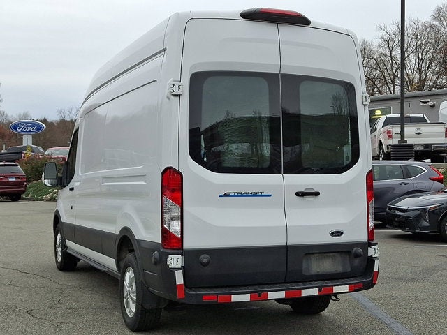 2022 Ford E-Transit Cargo Van Base