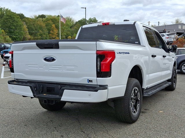 2023 Ford F-150 Lightning XLT