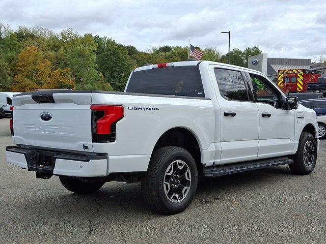 2023 Ford F-150 Lightning XLT