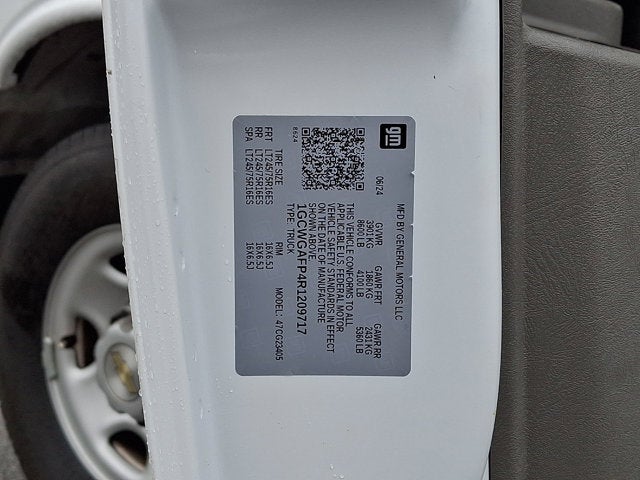 2024 Chevrolet Express Cargo Van RWD 2500 Regular Wheelbase WT