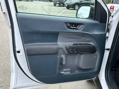 2023 Ford Maverick XL
