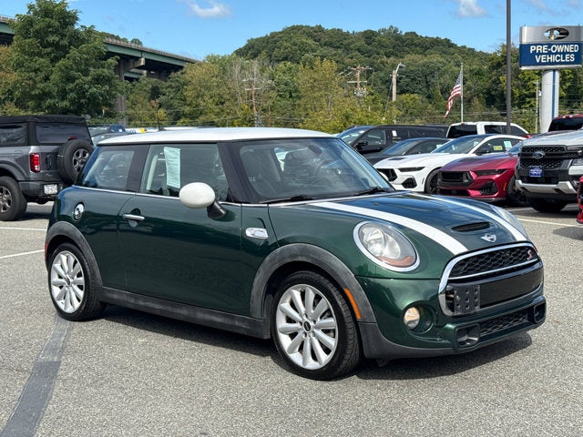 2016 MINI Cooper